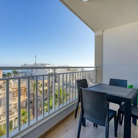 Cosy 2br With Stunning Sea Views In St Pauls By 360 Estates Apartmán
