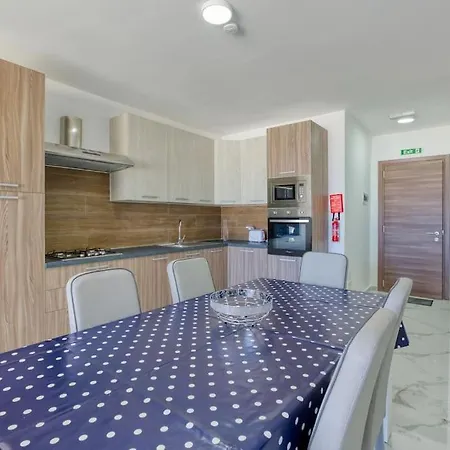 Cosy 2br With Stunning Sea Views In St Pauls By 360 Estates Appartement San Pawl il-Baħar