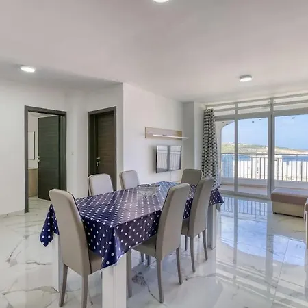 Cosy 2br With Stunning Sea Views In St Pauls By 360 Estates