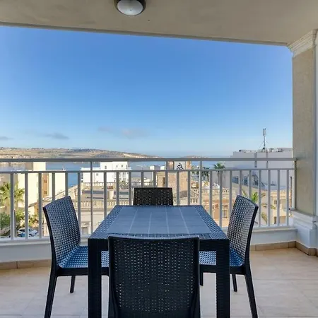 Cosy 2br With Stunning Sea Views In St Pauls By 360 Estates *